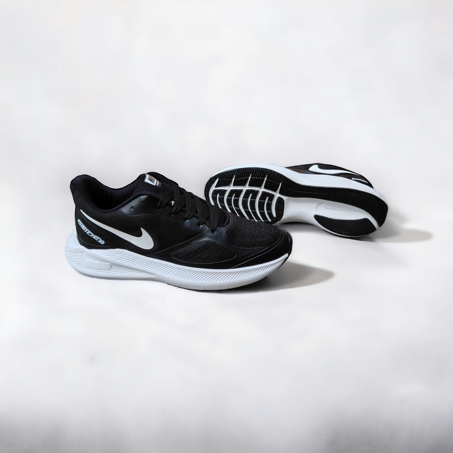 Guede 10 Black White
