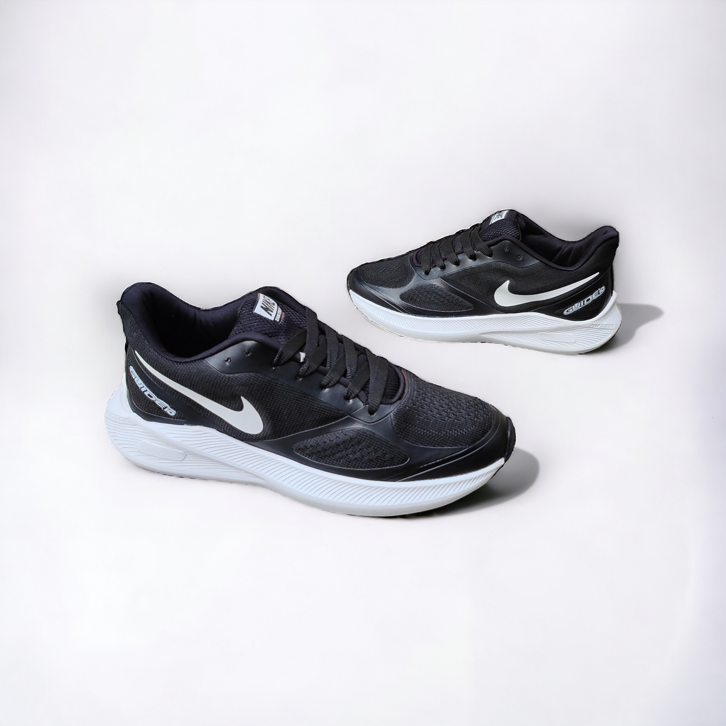 Guede 10 Black White
